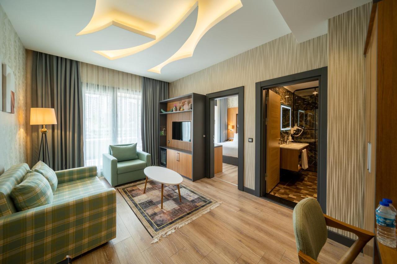 Holiday Inn - Trabzon-East By Ihg ภายนอก รูปภาพ